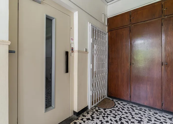 Amora Homes Breathless Basilica View Elegant Flat With Balcony Need Reservation X Free Parking