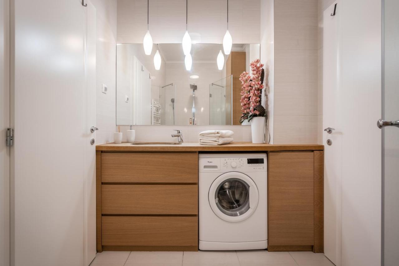 Amora Homes Breathless Basilica View Elegant Flat With Balcony Need Reservation X Free Parking Apartamento